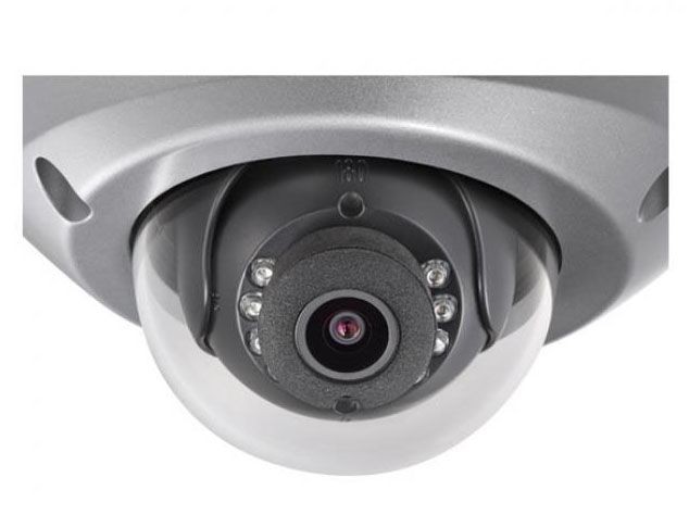 Hikvision DS-2CD6510DT-IO 1.3 Мп компактная IP-камера с ИК-подсветкой до 10 м