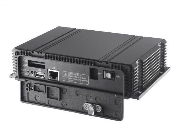 Hikvision DS-MP3504-SD/GW (64G) 4-х канальный аналоговый видеорегистратор с GPS и 3G модулями